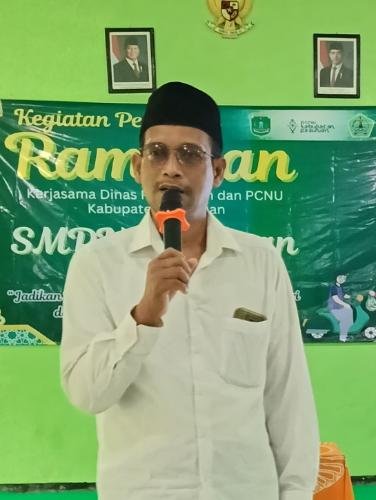 NUR AZMI, M. Pd